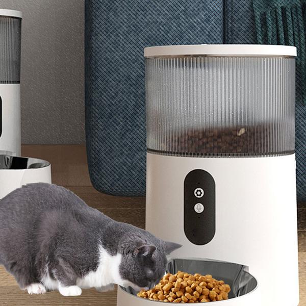 Bowls/Feeders